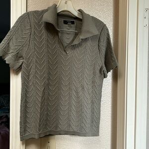 Tahari polo sweater size large green cropped